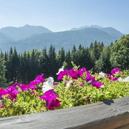Hébergement de vacances With Balcony In The Holiday Home Waldhof *