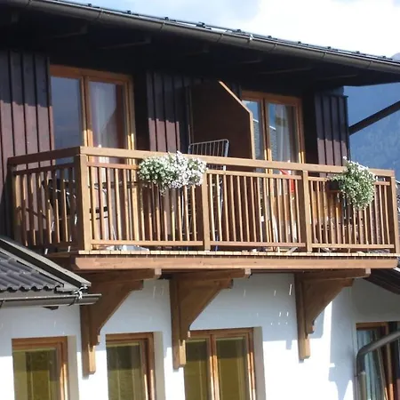 With Balcony In The Holiday Home Waldhof Hébergement de vacances Hermagor-Pressegger See